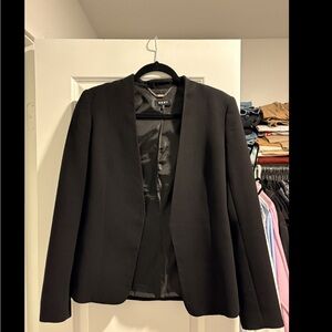 DKNY Women's Elegant Black Suit Jacket